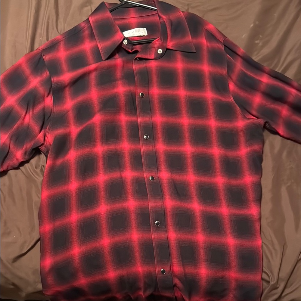 ORO Los Angeles  Red and Black Plaid Men's Shirt, never wore the shirt.